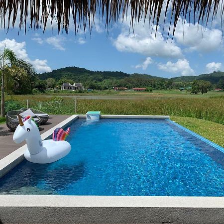 Cloud9 Holiday Cottages Pantai Cenang  Buitenkant foto